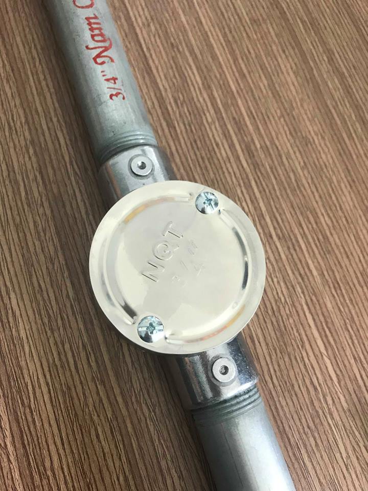 HỘP NỐI 2 NGÃ THẲNG REN IMC D27
