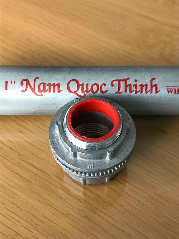 Đầu nối IMC vào box 1''