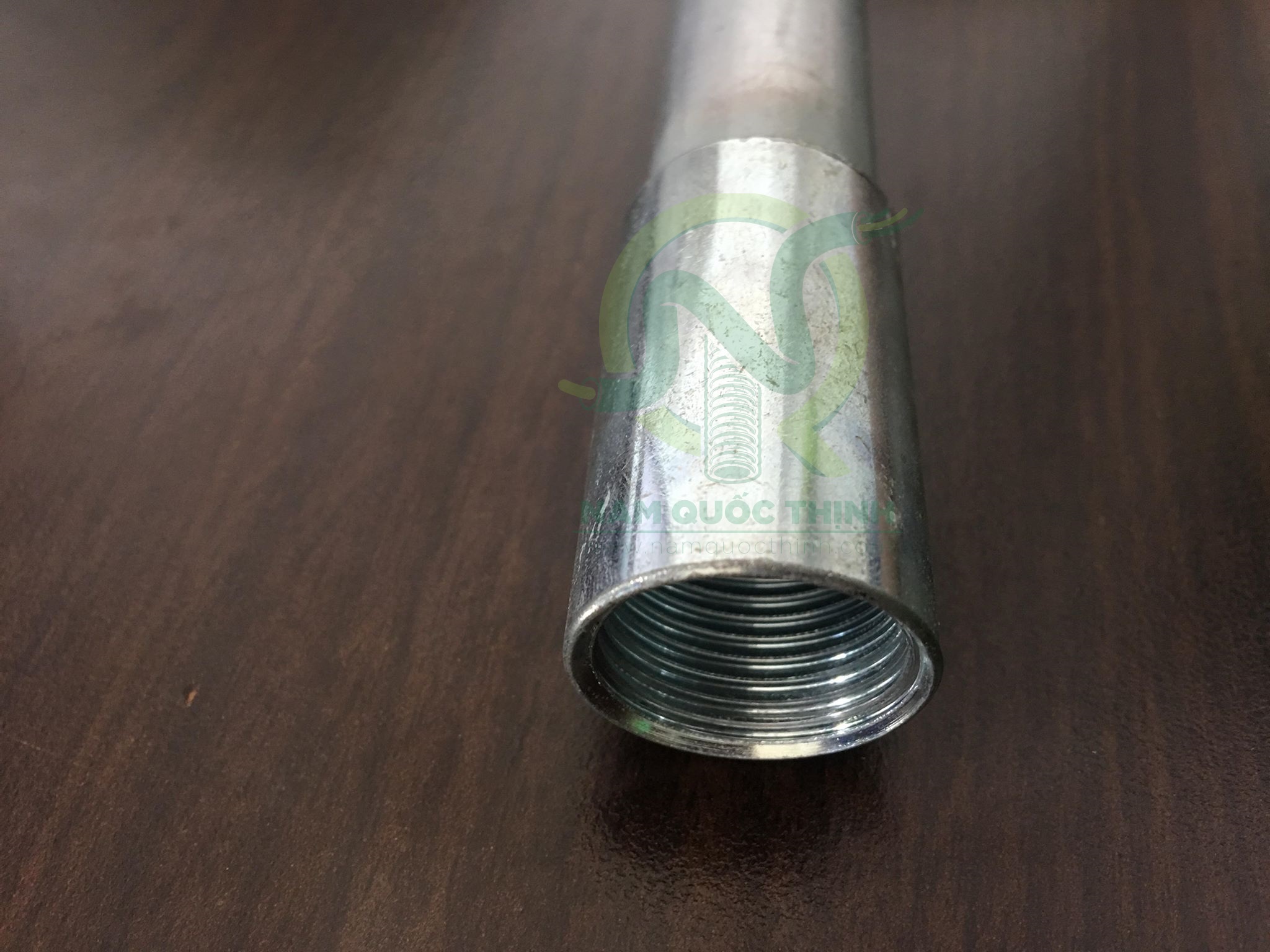 Khớp nối ống thép luồn dây điện ren IMC