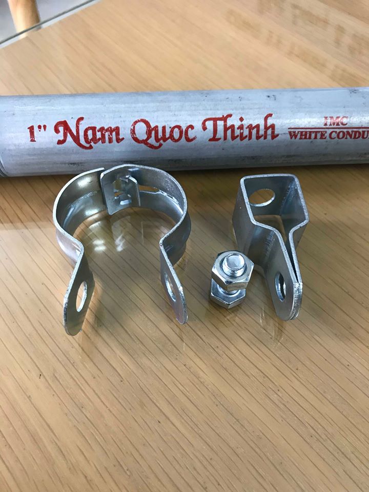 Kẹp treo ống chữ A cổ dê