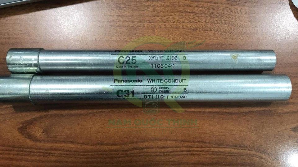 Ống thép luồn dây điện ren Panasonic loại C 31 mm