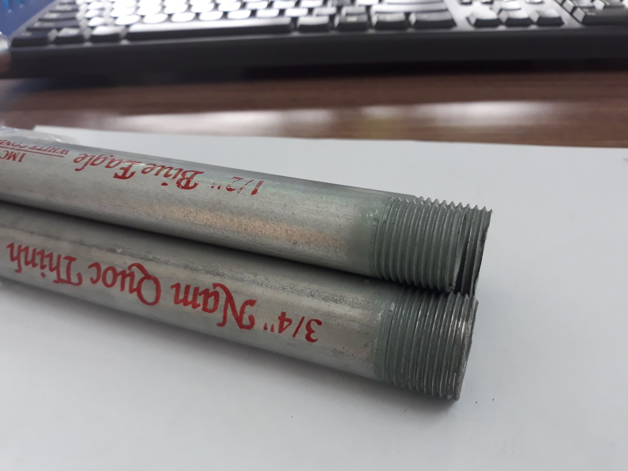 Ống thép luồn dây điện ren IMC Nam Quốc Thịnh
