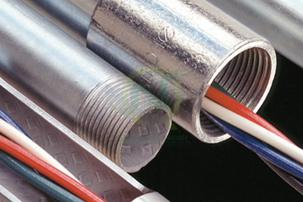 Tiêu chuẩn ống thép luồn dây điện ren C BS31 bền